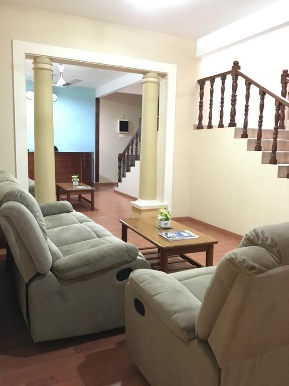 Skai Lodge 말레 외부 사진